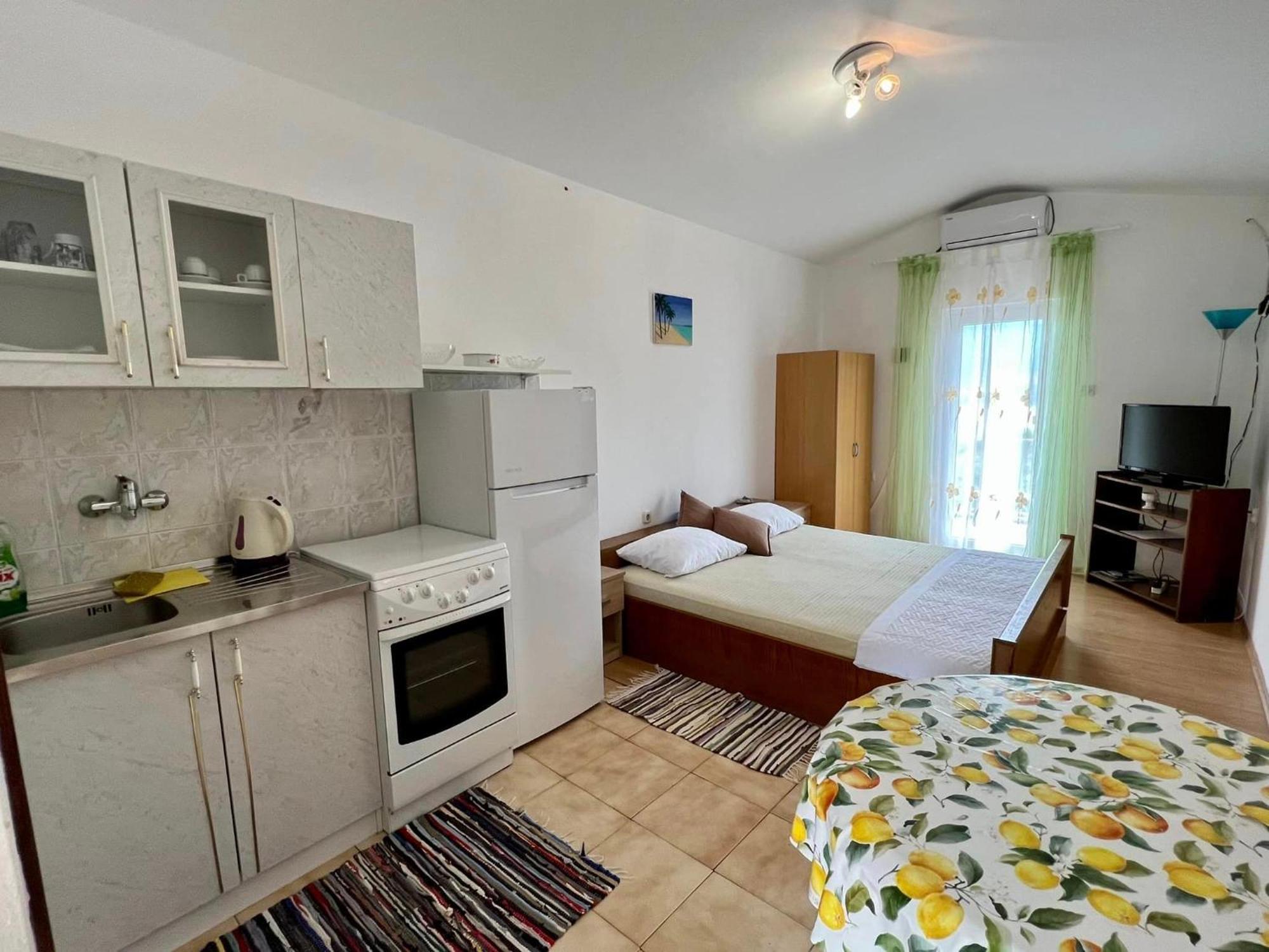 Apartmani Lidija Karin Donji Donji Karin Exterior foto